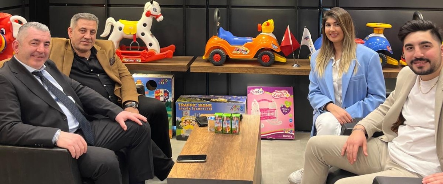 Köklerimizden Aldığımız Güçle, Geleceğin Dünyasını İnşa Ediyoruz: Üç Kuşak, Tek Vizyon!